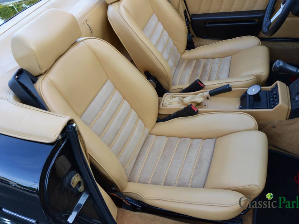Image 31/50 of Alfa Romeo 2.0 Spider (1990)