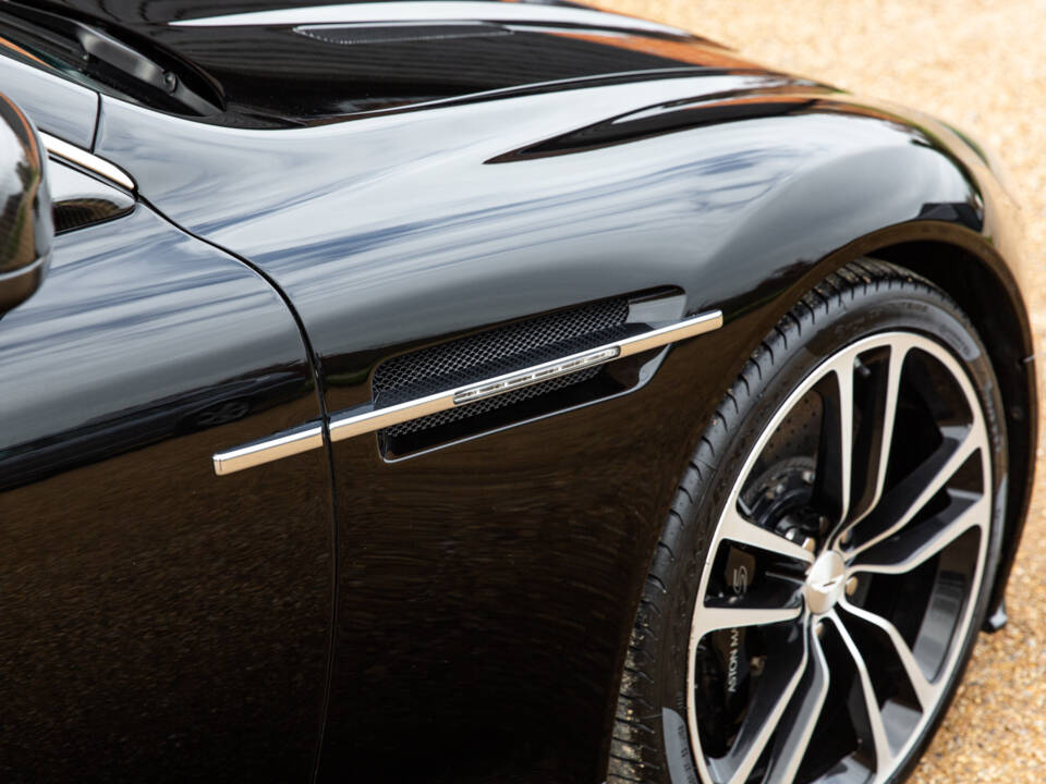 Imagen 44/99 de Aston Martin DBS Volante (2012)