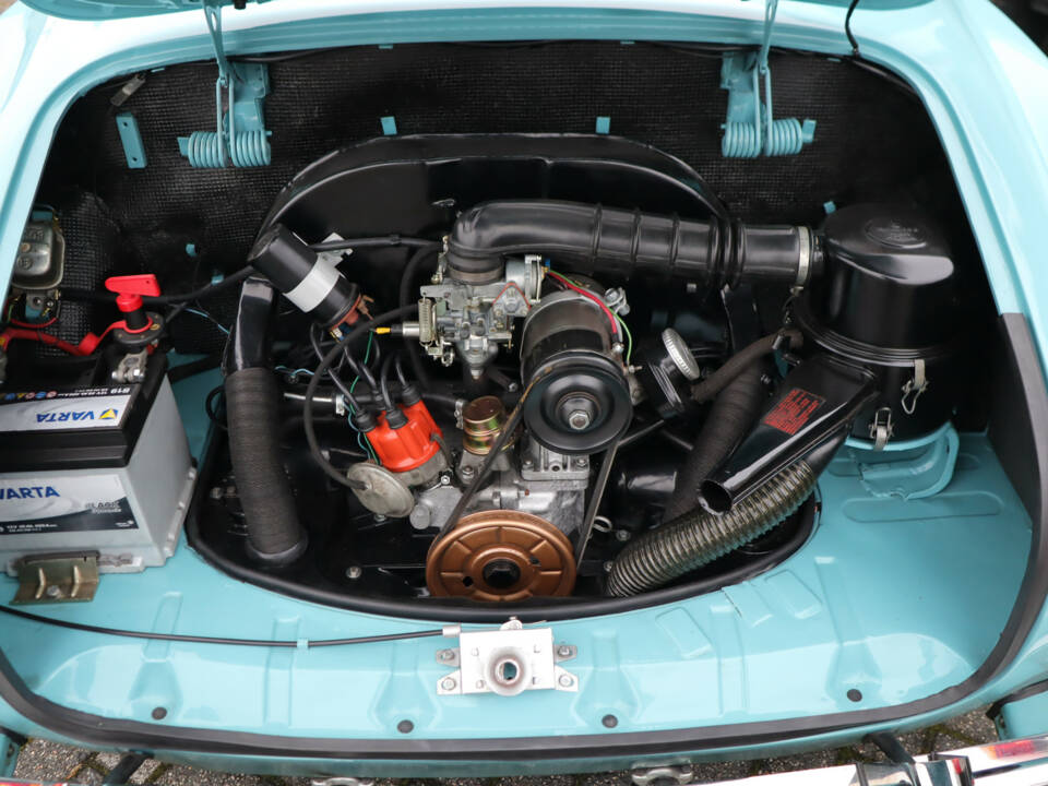 Image 27/50 of Volkswagen Karmann Ghia 1600 (1970)