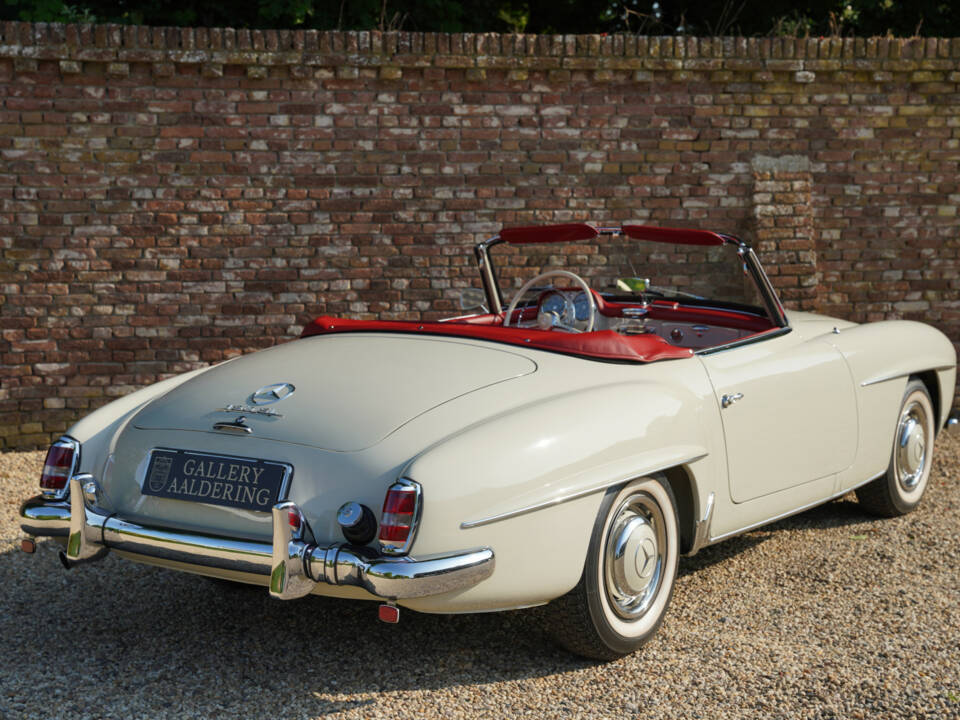 Image 28/50 of Mercedes-Benz 190 SL (1962)