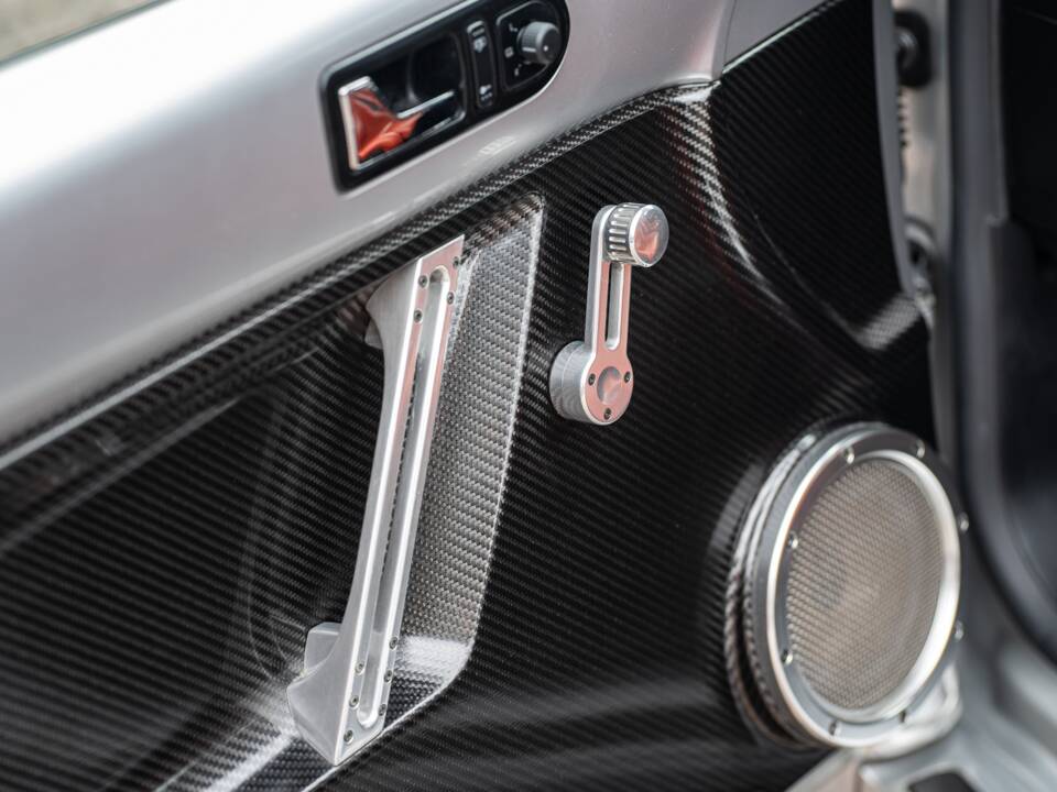 Image 23/48 of Volkswagen New Beetle RSI (2003)