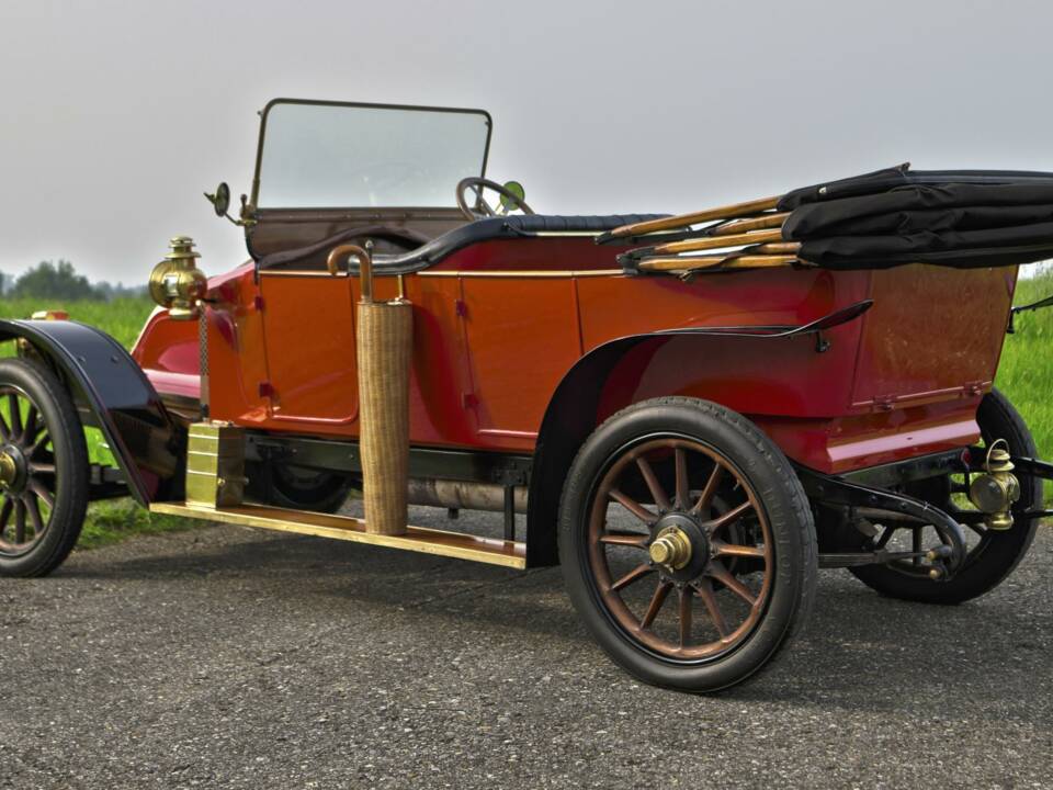 Image 21/50 of Renault Type DG (1913)