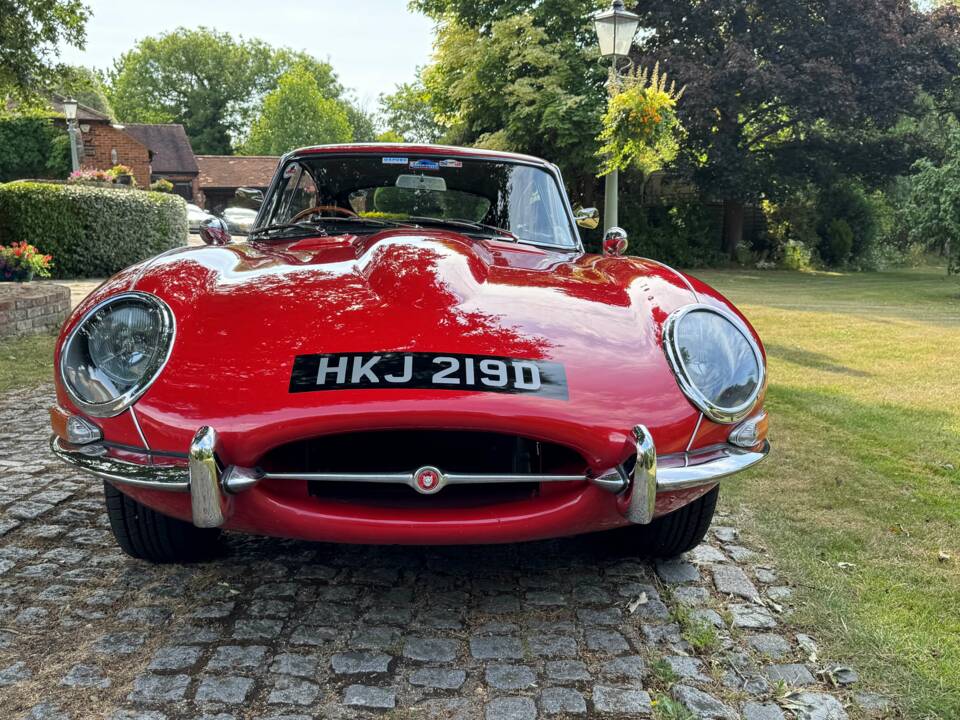 Bild 23/30 von Jaguar E-Type 4.2 (1966)
