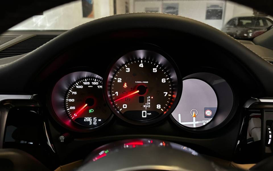 Imagen 22/46 de Porsche Macan S (2019)