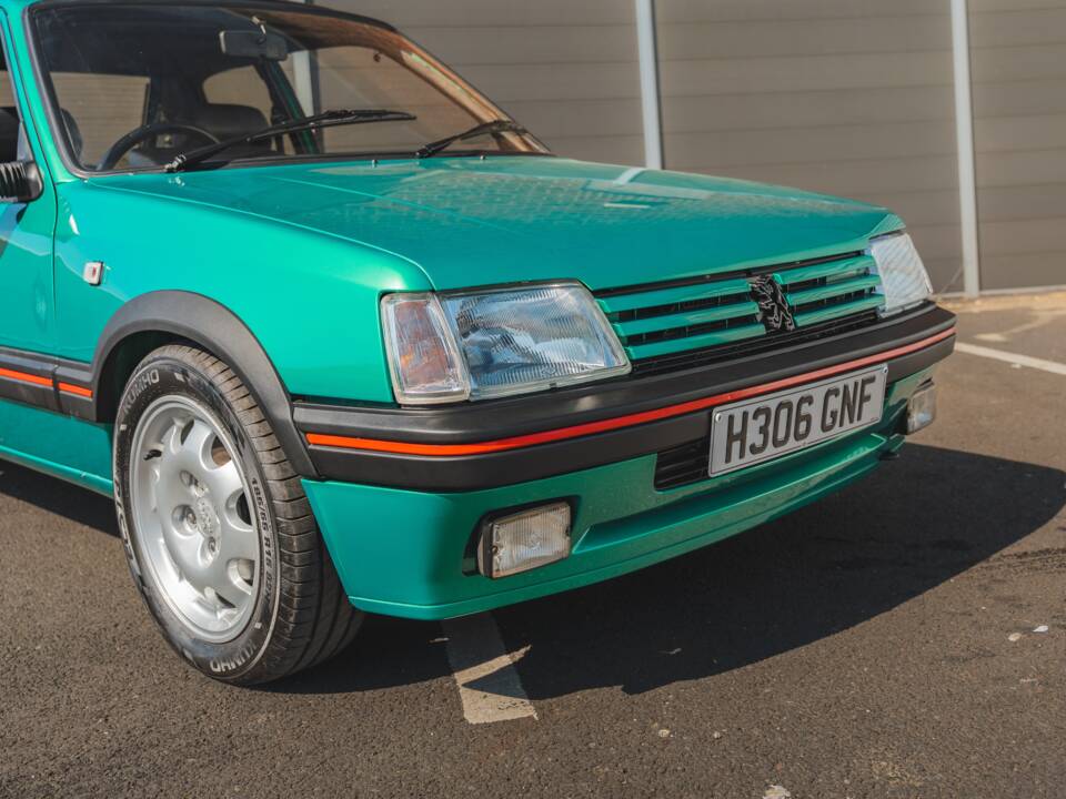 Bild 20/50 von Peugeot 205 GTi 1.9 (1991)