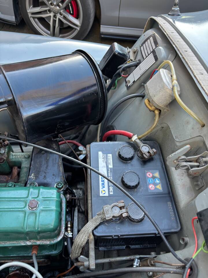 Image 106/133 of Volvo PV 444 (1954)
