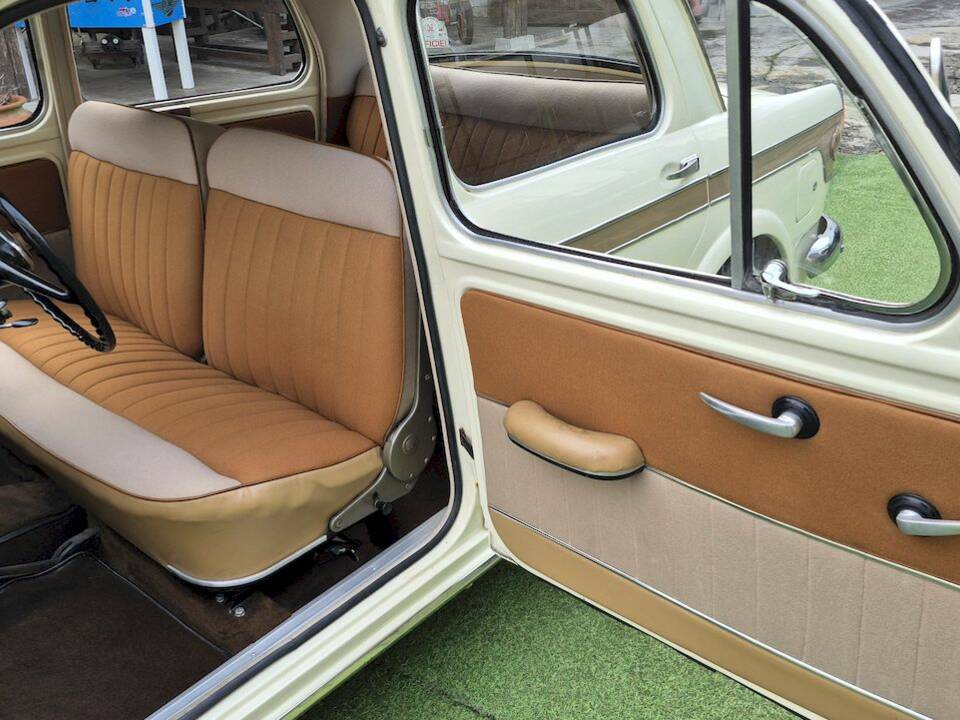 Image 19/55 of FIAT 1100-103 (1959)