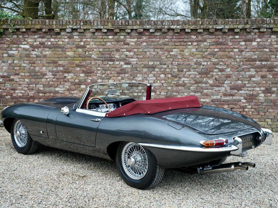 Immagine 40/50 di Jaguar E-Type 3.8 (1961)
