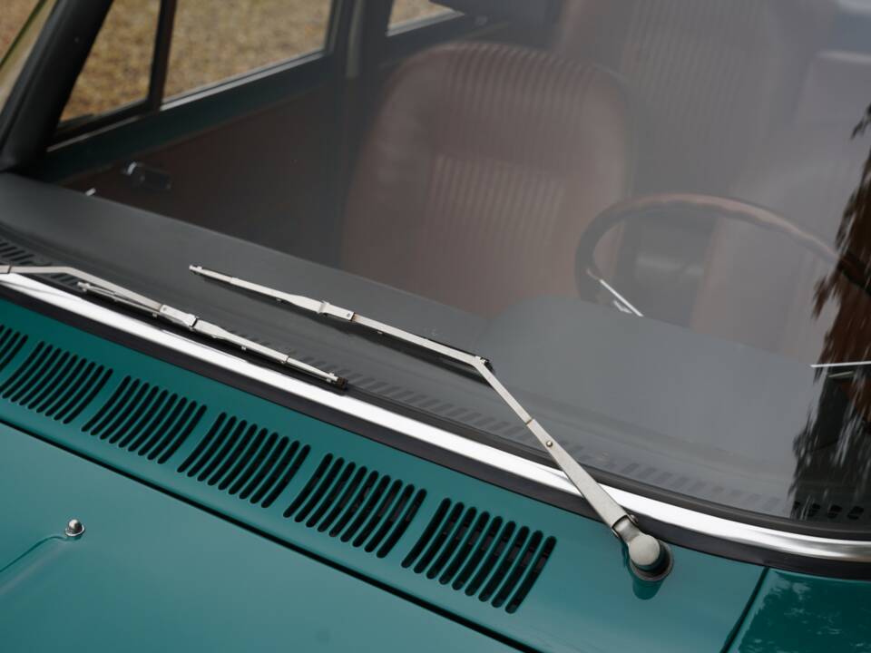 Bild 28/50 von Alfa Romeo Giulia 1300 TI (1972)