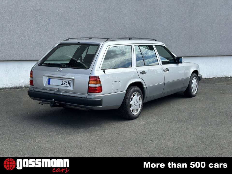 Bild 6/15 von Mercedes-Benz 300 TD (1992)