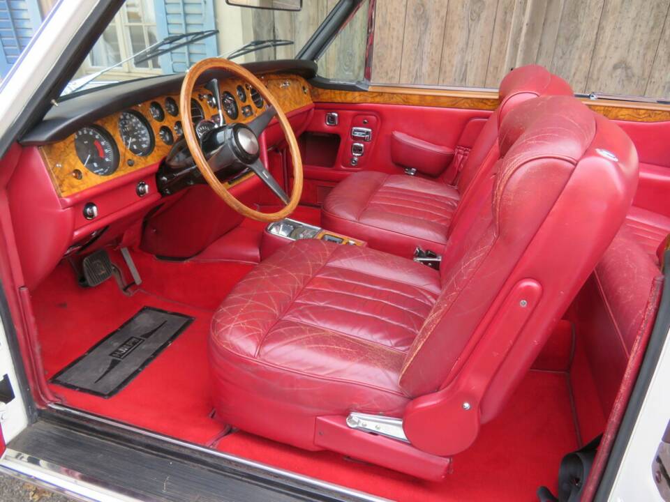 Imagen 7/25 de Rolls-Royce Corniche I (1972)