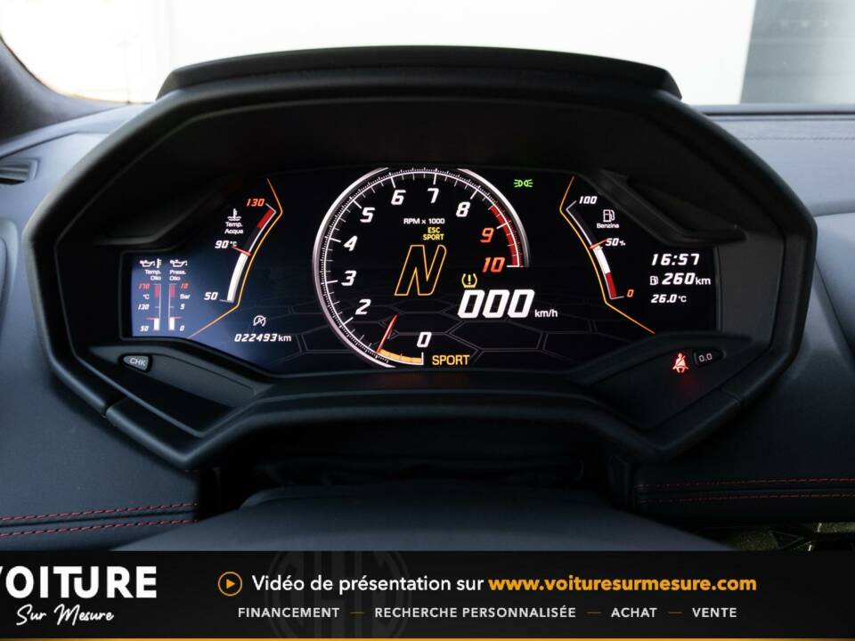 Image 14/32 of Lamborghini Huracán EVO (2020)