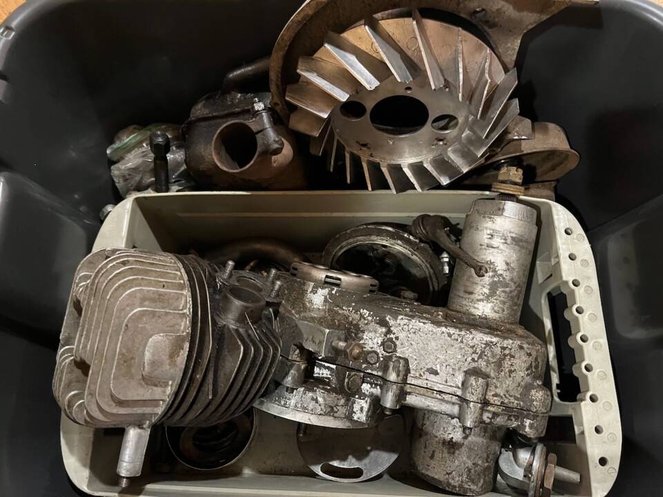 Immagine 23/32 di Piaggio Vespa 125 (1951)