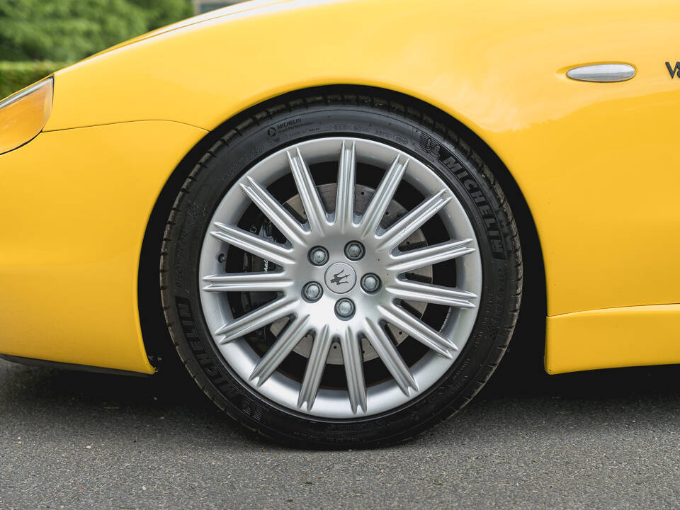 Bild 23/37 von Maserati Spyder 4200 Cambiocorsa (2003)