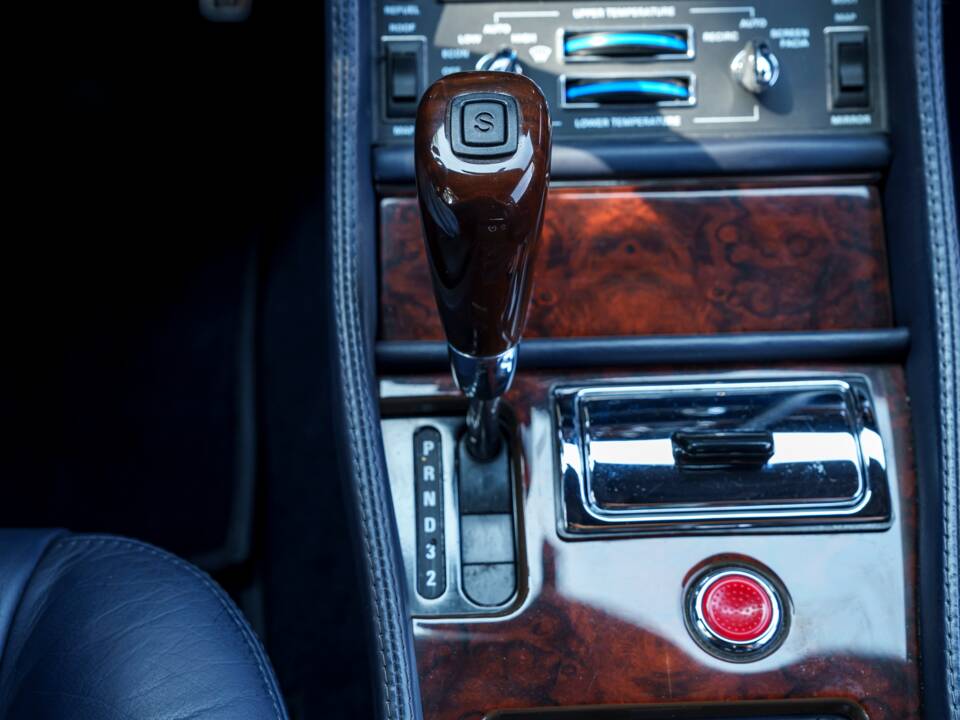 Image 23/30 of Bentley Continental R Mulliner (2003)