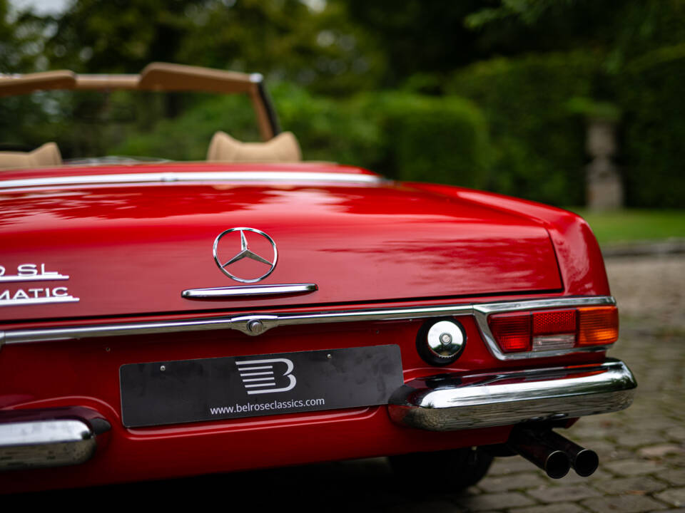 Bild 22/54 von Mercedes-Benz 280 SL (1968)