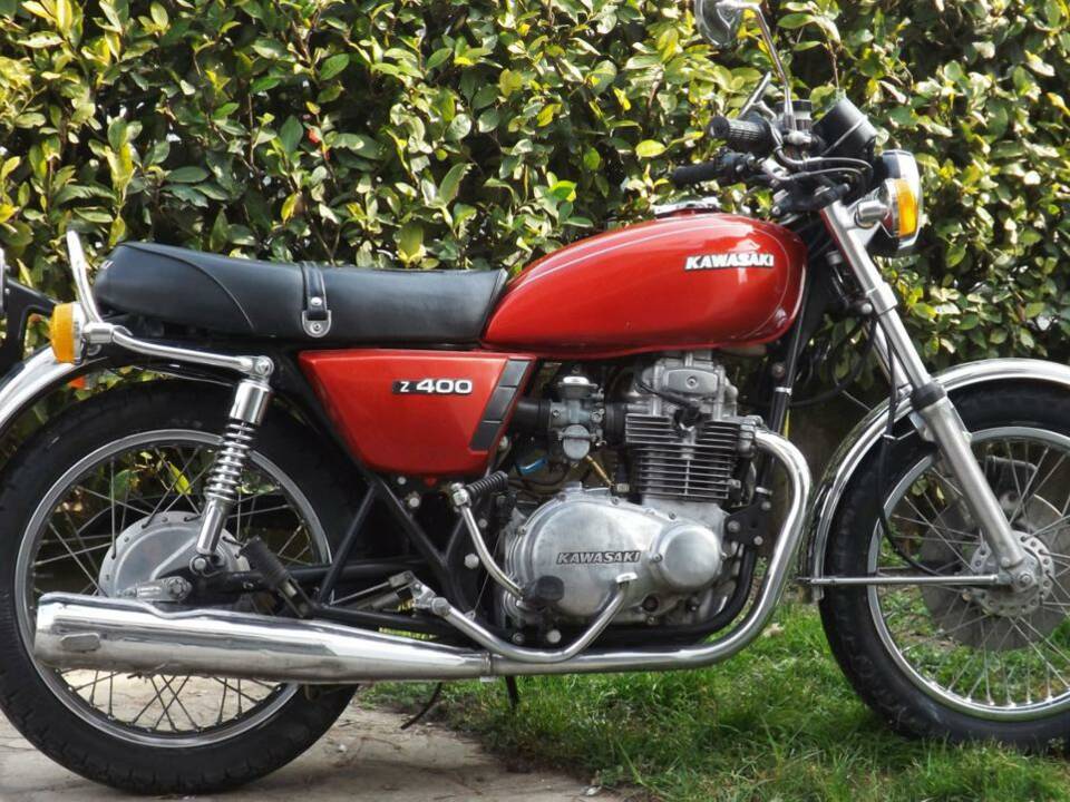 Immagine 2/20 di Kawasaki Z 400 (1979)