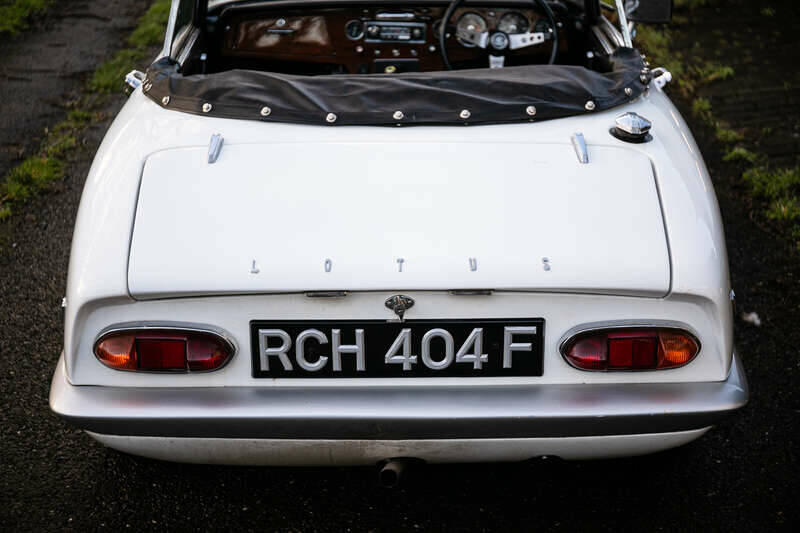 Image 28/34 de Lotus Elan SE (1967)