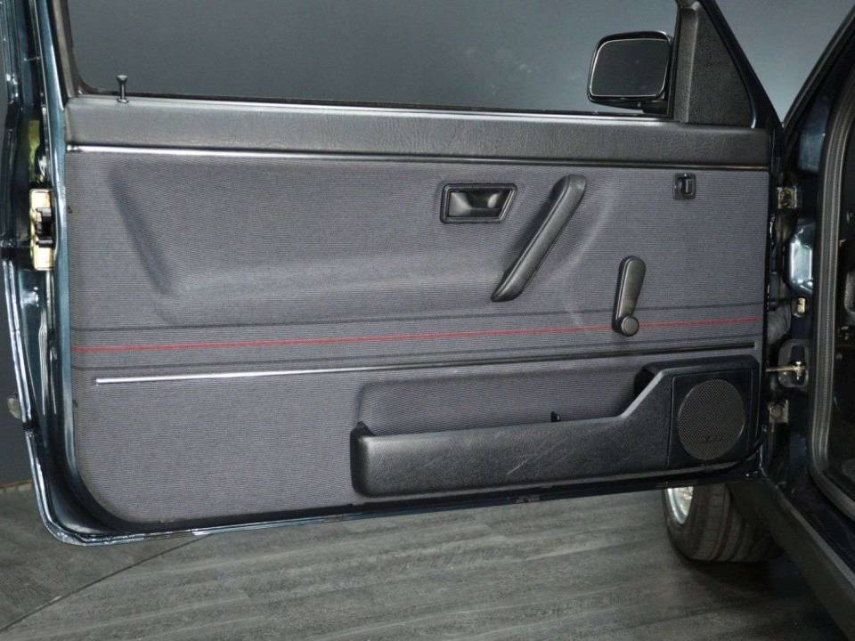 Immagine 10/30 di Volkswagen Golf II GTi G60 1.8 (1990)