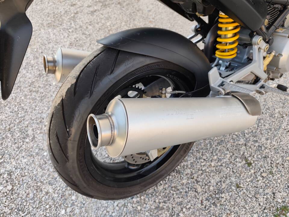 Immagine 32/50 di Ducati Monster 600 (2001)