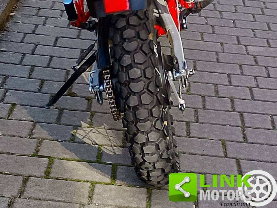 Image 6/10 of Yamaha DUMMY (1987)