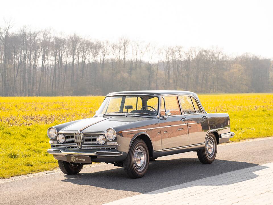 Afbeelding 1/39 van Alfa Romeo 2600 Berlina (1962)