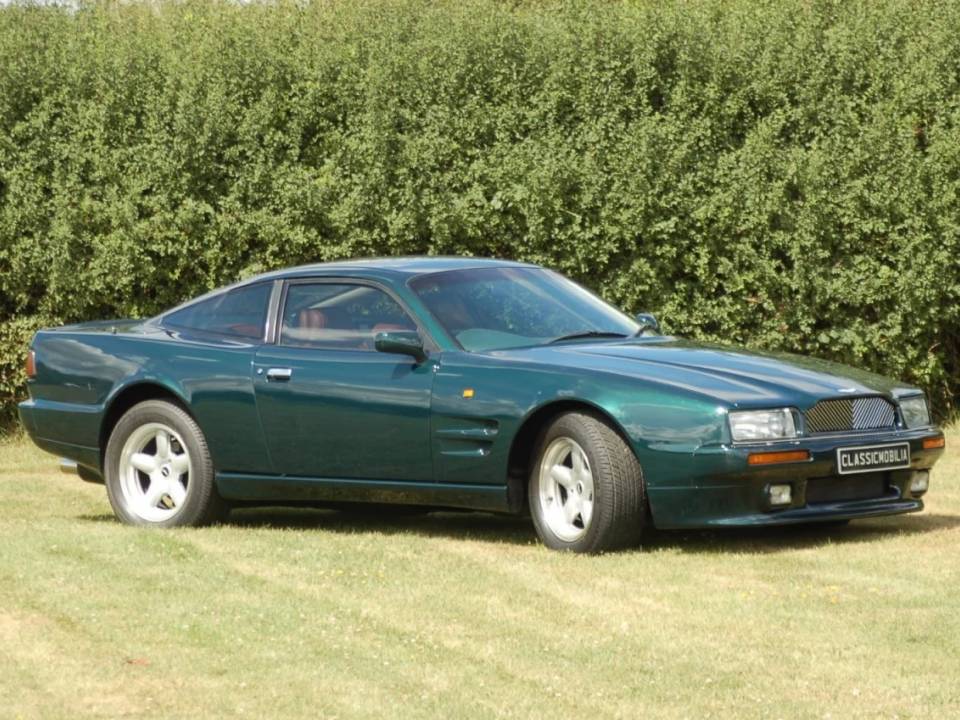 Imagen 3/15 de Aston Martin Virage (1995)