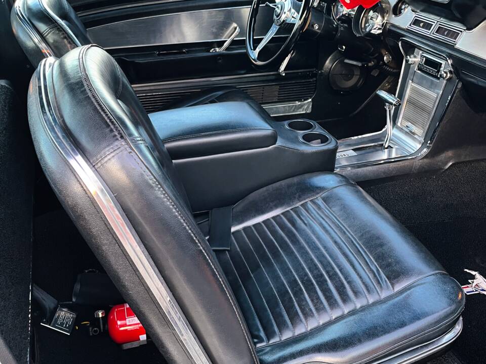 Image 38/45 of Ford Mustang 289 (1967)