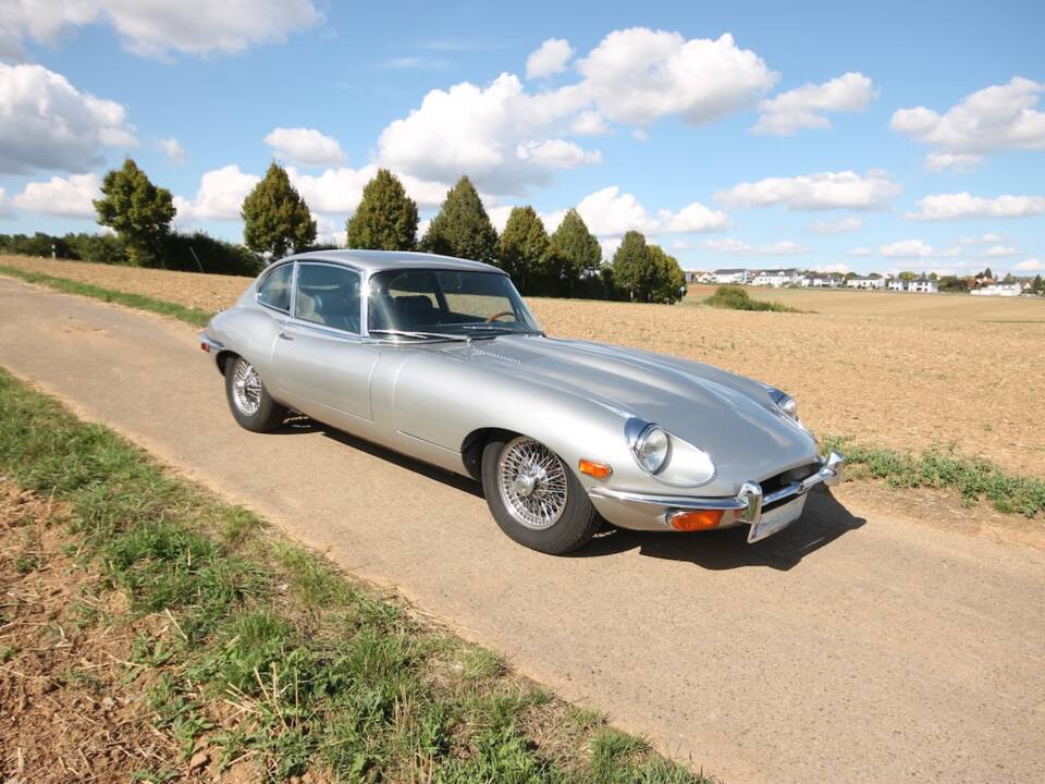 Bild 2/38 von Jaguar E-Type (2+2) (1968)