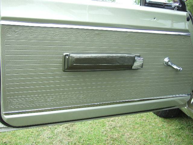 Image 18/30 of Plymouth Belvedere (1966)