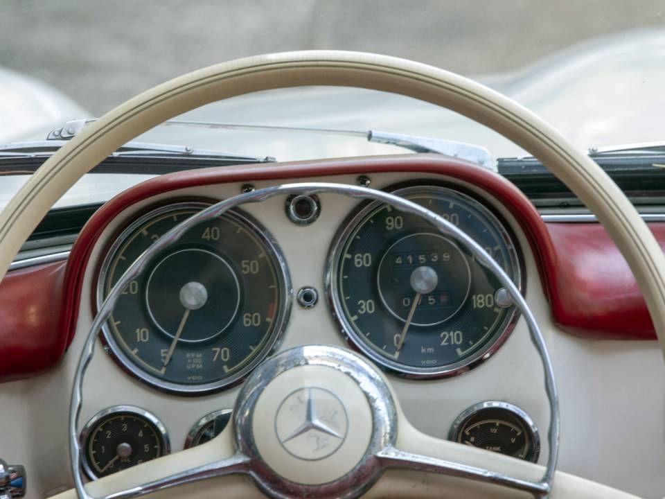 Image 27/37 de Mercedes-Benz 190 SL (1957)