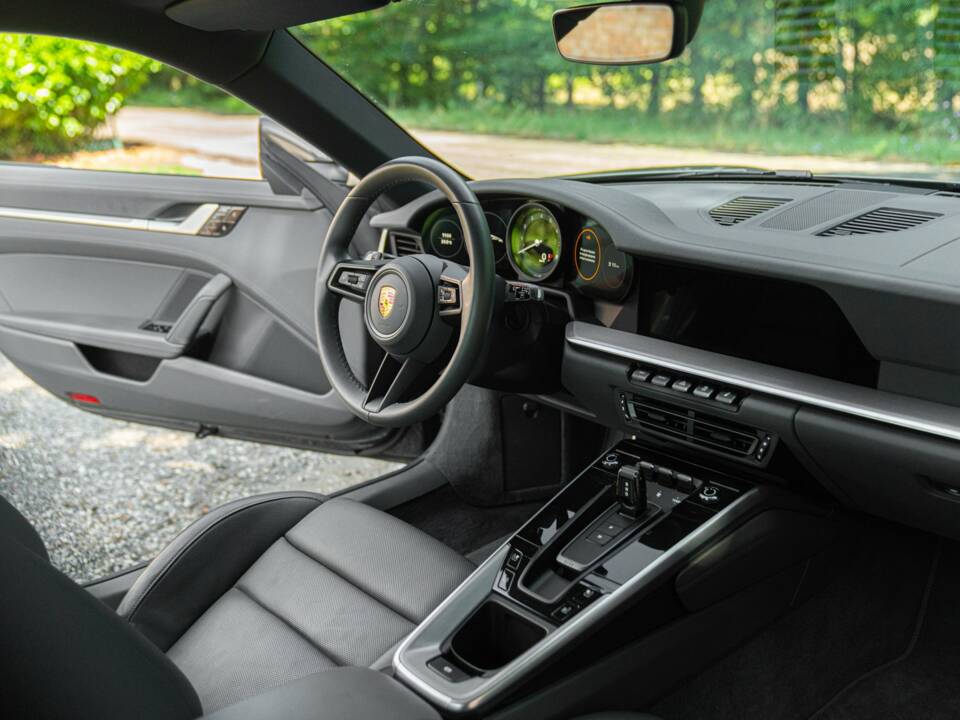 Afbeelding 28/50 van Porsche 911 Carrera 4S (2019)