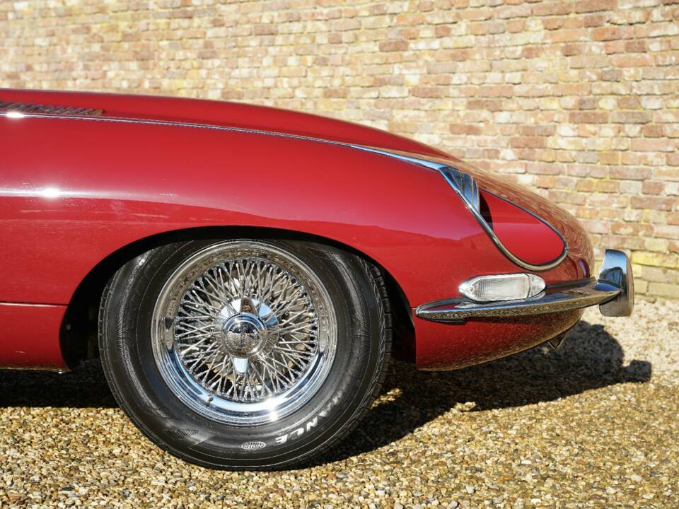 Imagen 31/50 de Jaguar E-Type 3.8 "Lightweight" (1968)