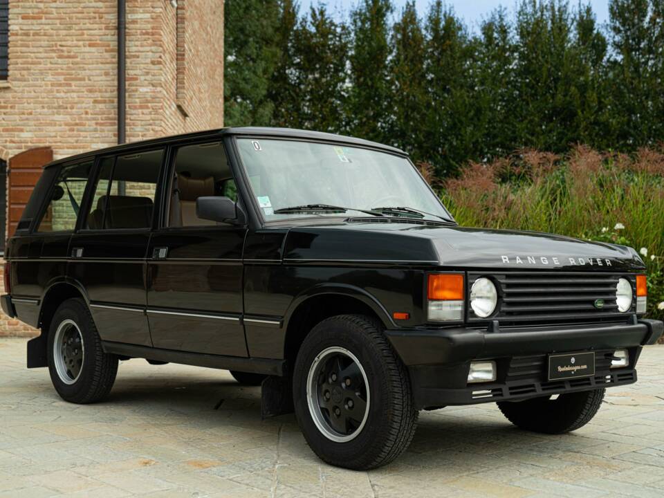 Immagine 2/50 di Land Rover Range Rover 4.2 LSE (1993)