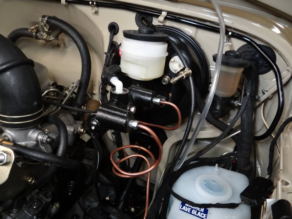 Afbeelding 8/31 van Toyota Land Cruiser BJ 43 (1979)