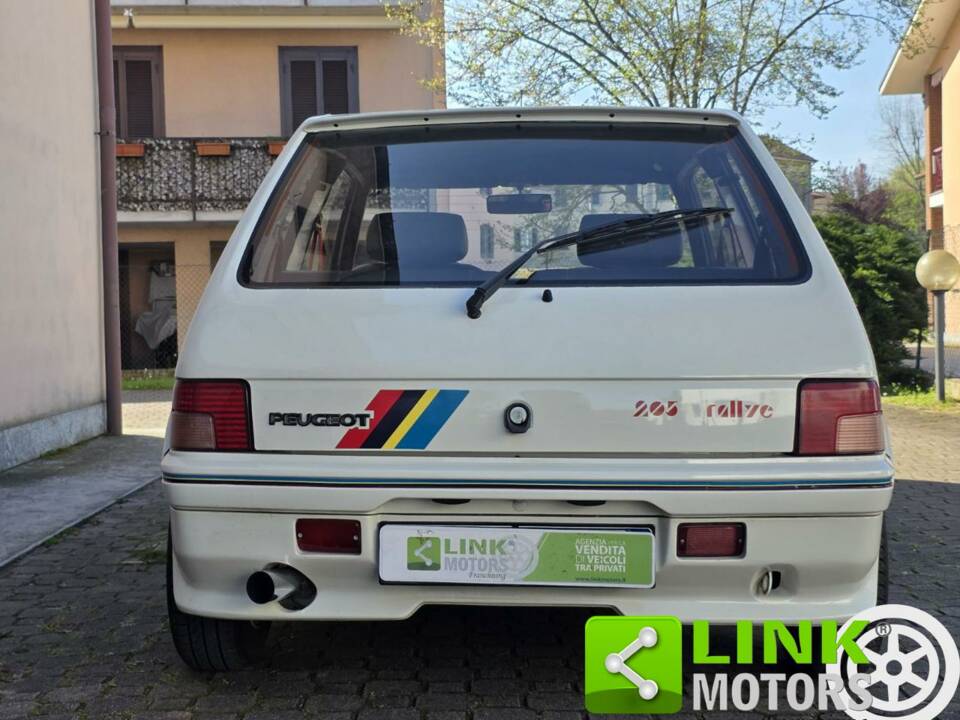 Bild 2/10 von Peugeot 205 Rallye 1.3 (1991)