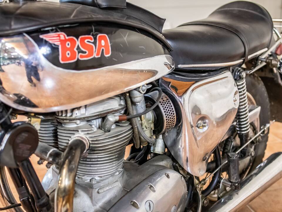 Image 9/13 de BSA A 65 Lightning (1970)