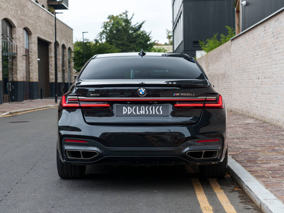 Image 6/36 of BMW M760Li xDrive (2019)