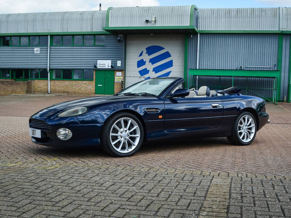 Bild 18/50 von Aston Martin DB 7 Vantage Volante (2001)
