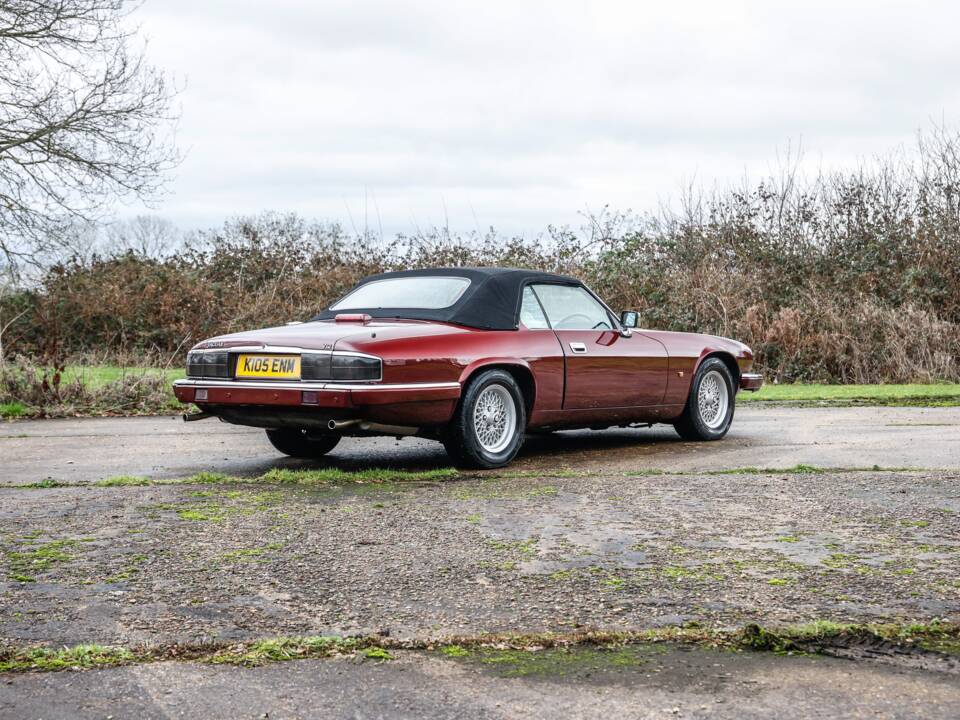 Image 8/45 of Jaguar XJS 5.3 V12 (1993)