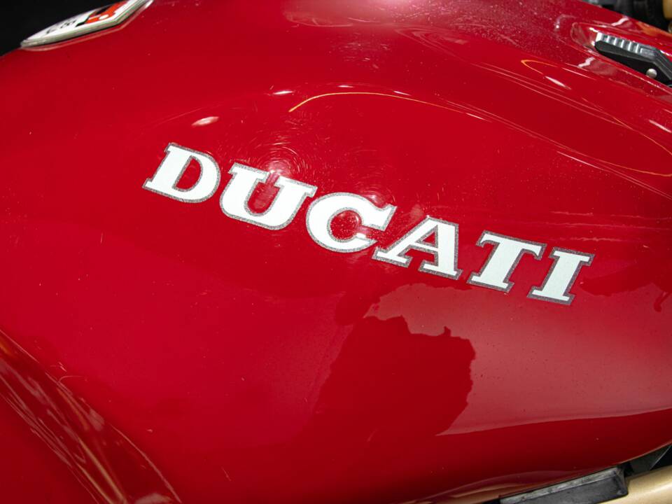 Imagen 42/50 de Ducati Monster 900 (1996)