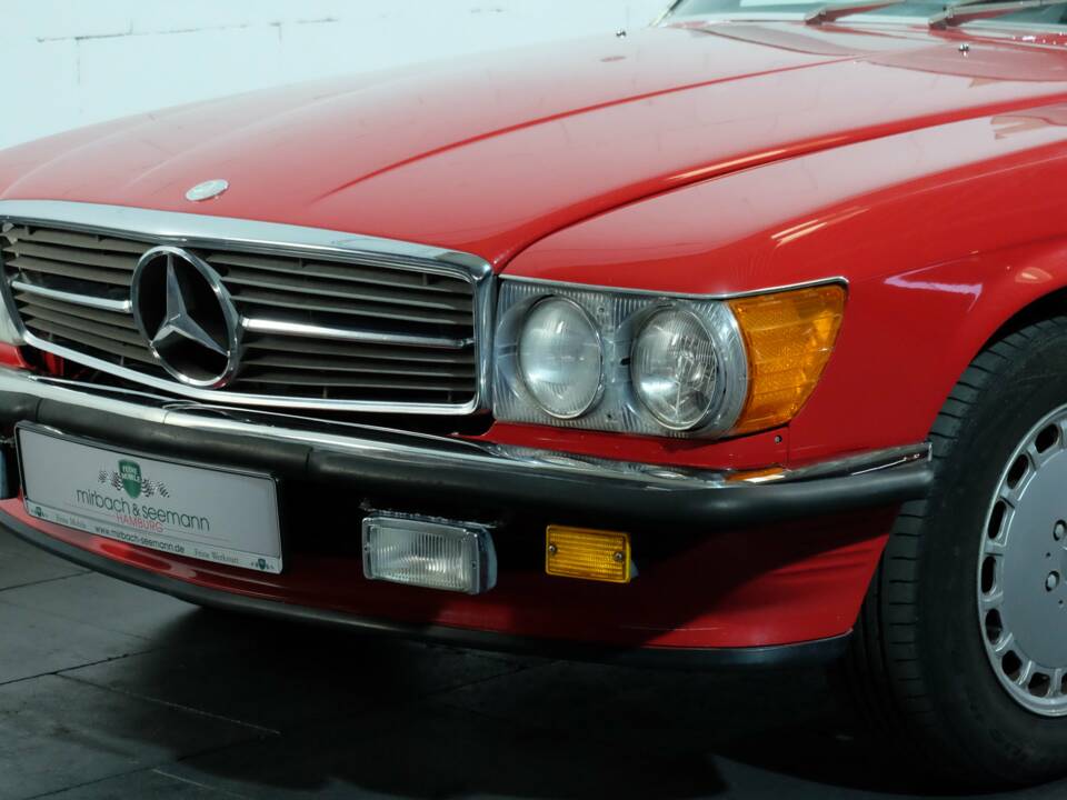 Image 26/42 de Mercedes-Benz 560 SL (1988)