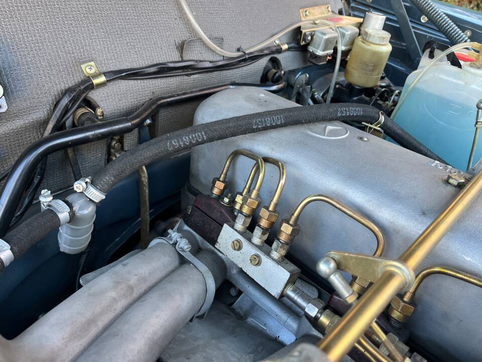 Imagen 44/65 de Mercedes-Benz 220 SE b (1961)