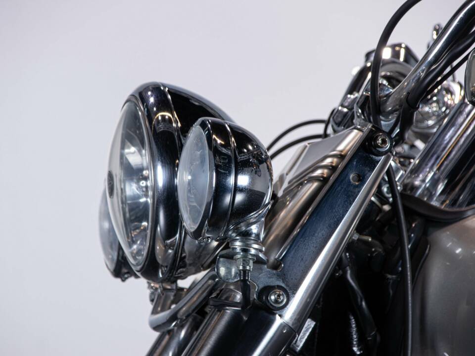 Image 32/50 of Harley-Davidson DUMMY (2005)