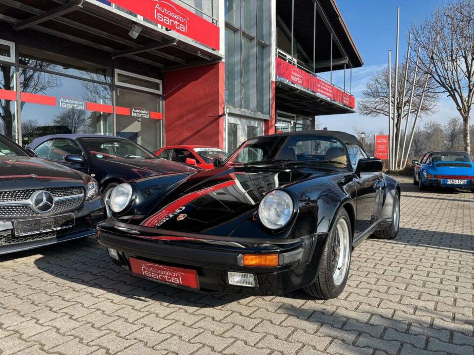 Bild 2/28 von Porsche 911 Carrera 3.2 (1989)