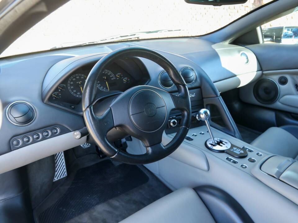 Image 43/50 de Lamborghini Murciélago (2003)