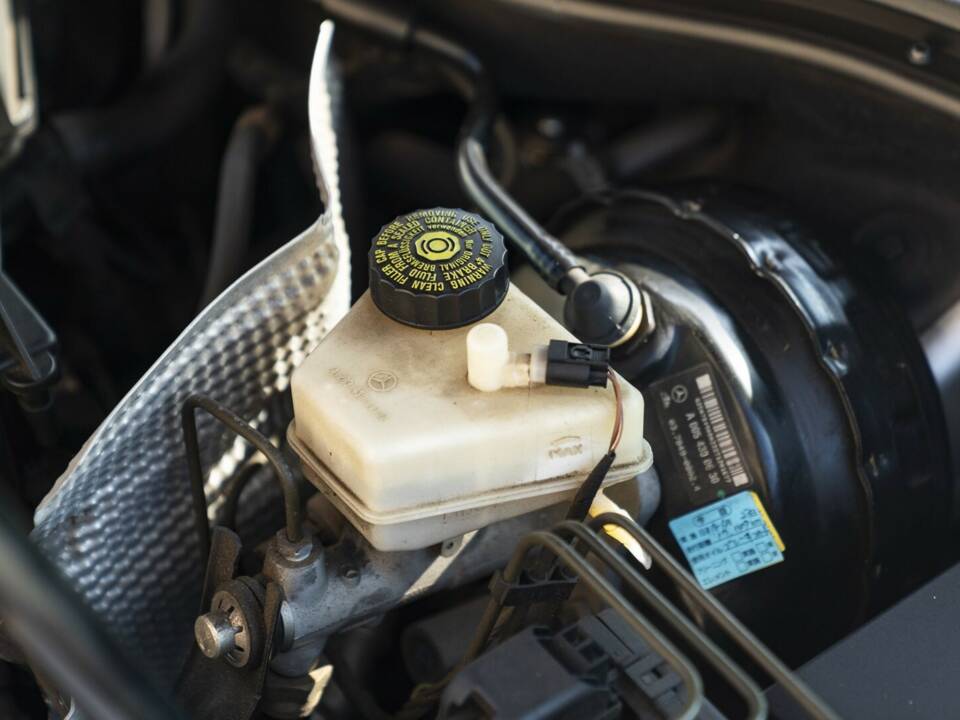 Image 46/50 de Mercedes-Benz SLK 320 (2001)