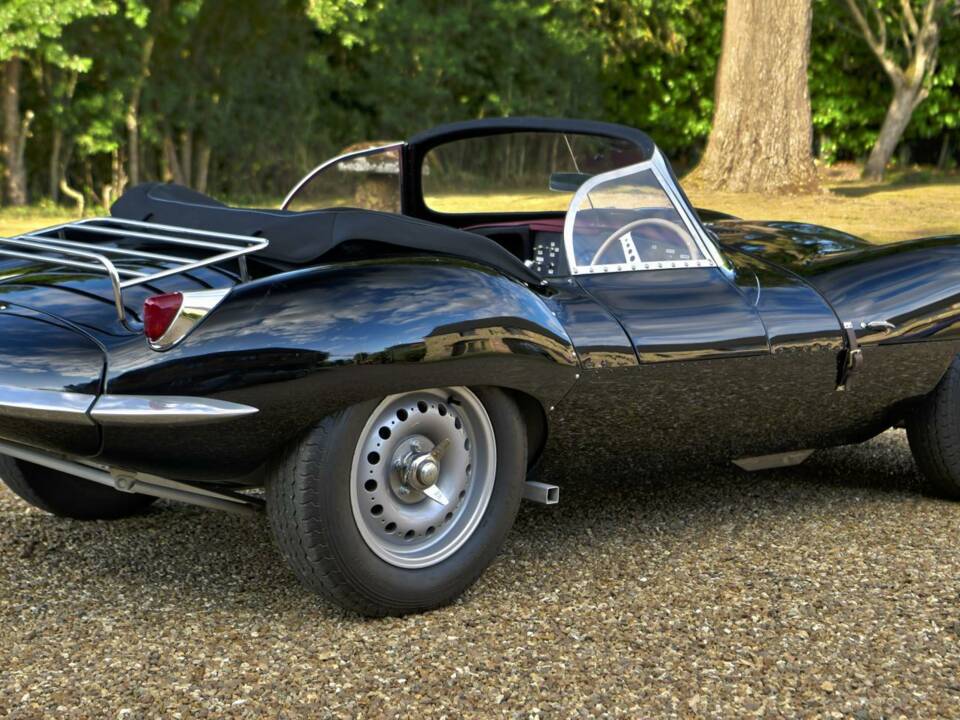 Afbeelding 10/50 van Jaguar XK-SS (1967)