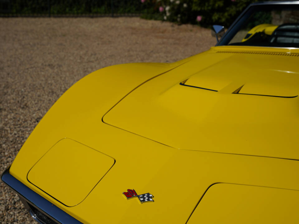 Image 45/50 of Chevrolet Corvette Stingray (1972)