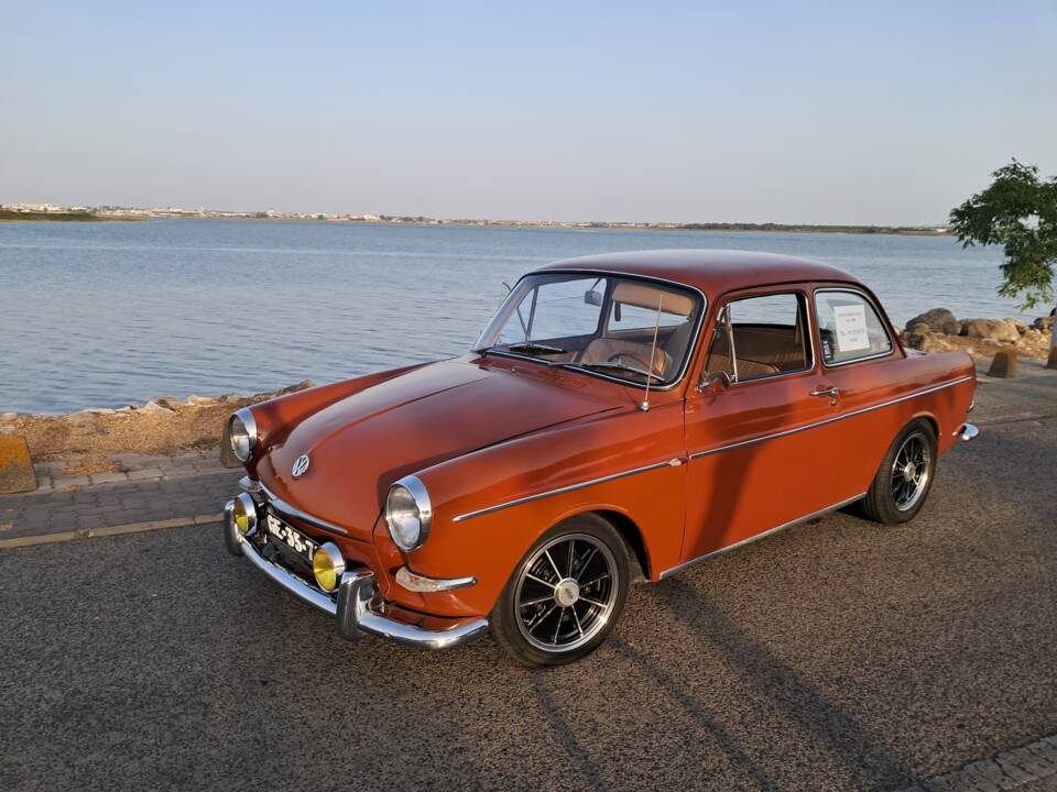 Image 8/73 of Volkswagen 1500 S (1964)